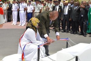 Inauguration du monuments aux morts à Pamandzi