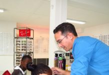 Des paires de lunettes gratuites… «Il est fou Julien Pavageau, il est fou !»