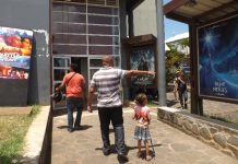 Et soudain, à 13 heures, le film a commencé