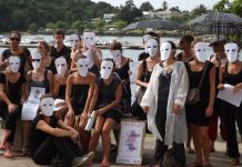 3e marche des sages-femmes en grève