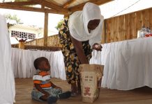 Des kits petite-enfance pour des mamans défavorisées