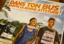 Apprendre à bien se comporter dans les bus