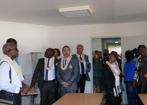 Visite des locaux notamment en présence d'Alain Moreau, de Guy Fitzer, Issa Issa Abdou et Mariam Saïd