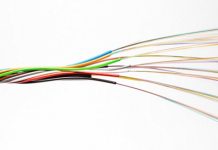 Internet: Mamoudzou et Orange déploient la fibre optique à Vahibé