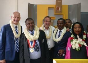 Lors de l'inauguration, Eric de Wispelaere, Gaëtan Longeau, Soulaimana Boura, Mahafourou Saïdali et entouraient le maire Ahmed Darouechi