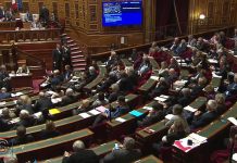 Crise de l’eau: Le sénateur Thani interroge le gouvernement, André Vallini évoque l’envoi d’un tanker