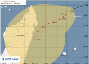 Les prévisions de trajectoire d'Enawo ce vendredi matin