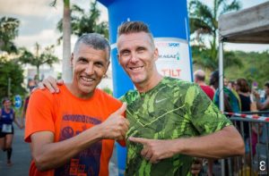 L'organisateur Sébastien Synave et Jean-Louis Prianon, parrain de l'épreuve et toujours formidable animateur