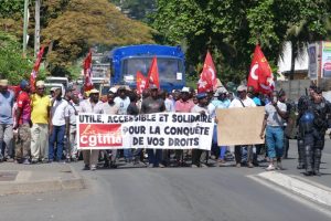 Blocage d'une voie de circulation ce vendredi matin