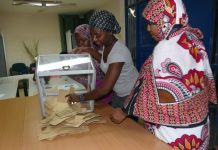 Fin des votes à Koungou-bibliothèque, l'un des 3 bureaux de vote témoins de l’île