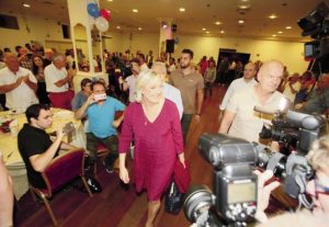 Marine Le Pen à La Réunion fin 2016 (Photo: JIR)