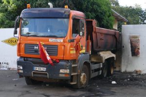 Le camion Colas aurait pris feu dans la nuit de mercredi à jeudi