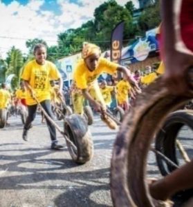 Course de pneus 2017 :Les filles partiront à 14h20 (Photo: Angalia)