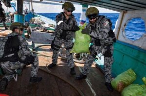 Interception de 250kg d'héroïne par les militaires australiens (©CTF150)