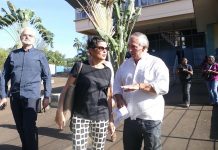 Collège de Passamainty : visite de chantier sans casque lourd pour la vice-recteur