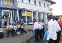Lancement des forfaits La Poste Mobile au son du shigoma