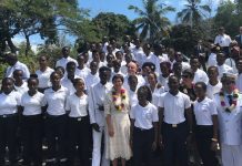 Annick Girardin à Mayotte: de la séduction et 120 millions pour les PMI