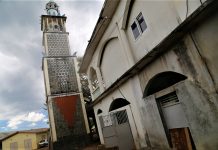 La mosquée de Tsingoni, en mouvement perpétuel