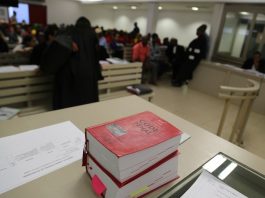 Mariée à 15 ans, battue pour un coup de fil pendant le confinement