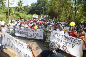Plus de cent manifestants devant le vice-rectorat
