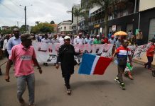 Plus de 1000 manifestants dans les rues