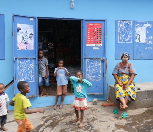 Kawéni prend des couleurs – Vidéo