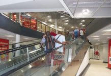 Enfants non admis : une pratique illégale des supermarchés