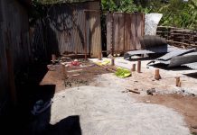 Chirongui : Destruction d’un banga illégal par la mairie à Mramadoudou