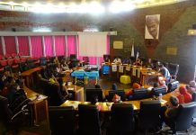 Un séminaire pour "donner des moyens d'écoute à la jeunesse"