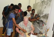 Marcel Séjour met de la couleur au lycée