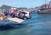 Amphidrome : une voiture sur la porte d’embarquement avec des enfants à bord