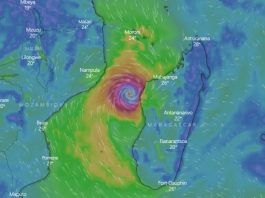 Vigilances orages et forte houle maintenues ce lundi, « ne prenez pas la mer » !