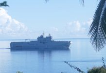 Le Tonnerre fait son entrée dans le lagon