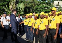« J’ai passé la nuit avec les gilets jaunes », confie Christophe Castaner