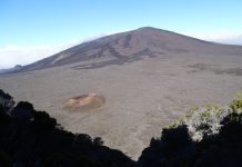 Le Piton de la Fournaise de nouveau en éruption, vomit-il sa pollution ?