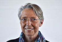La convergence des droits passera par le dialogue social pour E. Borne qui étudie l’impact du rattrapage du SMIC Elisabeth Borne, Mayotte