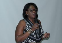 Loi de transformation de la fonction publique : « Les élus doivent se mettre au travail pour rattraper les autres DOM »