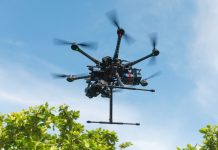 Confinez-vous, vous êtes filmés !