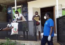 Rampes d’eau, bons alimentaires, le soutien se met en place pour prévenir « les effets dévastateurs » du confinement