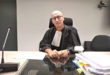 Fonctionnaire, il aide des clandestins et caillasse les gendarmes