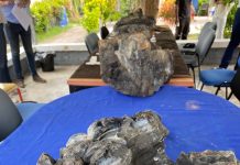Le volcan montre ce qu’il a dans le ventre Volcan, Mayotte
