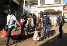 Solidarité Mayotte : les demandeurs d’asile africains évacués de leur campement de fortune