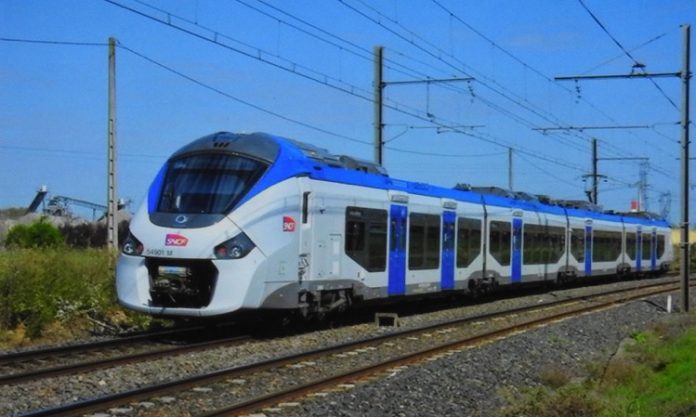 Train, Mayotte, Transports en commun