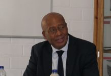 A la suite du double meurtre de jeunes, le président des maires appelle au dialogue