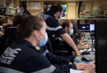 Océan Indien : le porte-avions Charles de Gaulle voyage dans le passé le temps d’un exercice