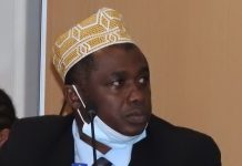 Repérer les jeunes en difficulté avant qu’ils sombrent, l’enjeu de la Réussite éducative à Mamoudzou Programme de réussite éducative, Mayotte, Caisse des écoles