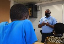 Au lycée de Kahani, les jeunes s’expriment sur les violences