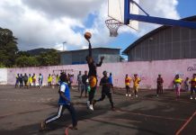 À Iloni, du basket et du foot pour contrer l’oisiveté