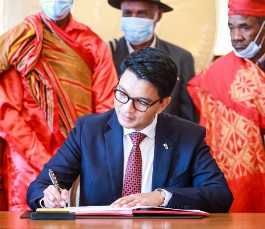 Madagascar : Andry Rajoelina limoge le gouvernement
