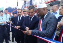 Gérald Darmanin renforce la surveillance aérienne pour décourager les arrivées de kwassa Gérald Darmani, Sébastien Lecornu, Mayotte